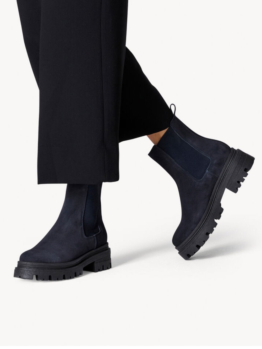 Chelsea Lug Sole Ankle Boots in Black